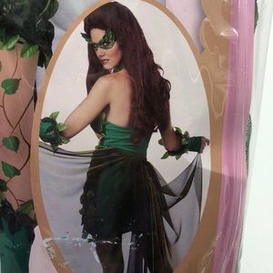 California Costumes Other - Poison ivy lethal beauty Halloween costume California Costumes Other - Poison ivy lethal beauty Halloween costume